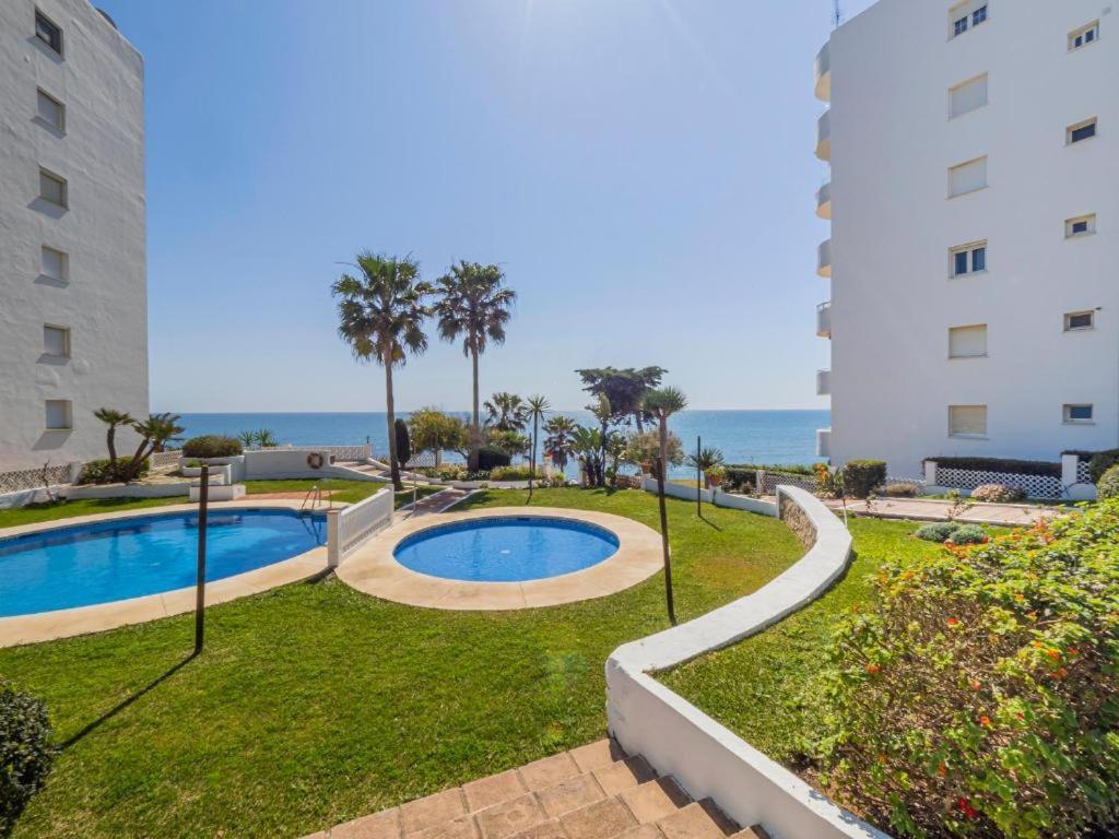 On Mijas 2